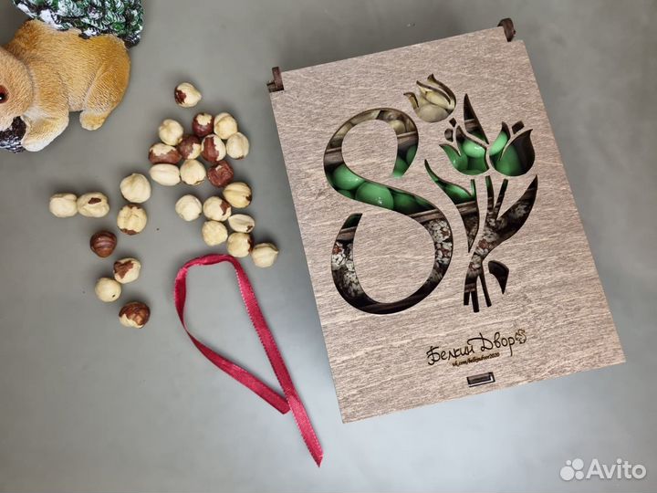 Подарочный набор с орехами, сухофруктом