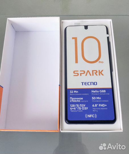TECNO Spark 10 Pro, 8/128 ГБ