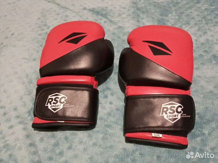 Боксерские перчатки