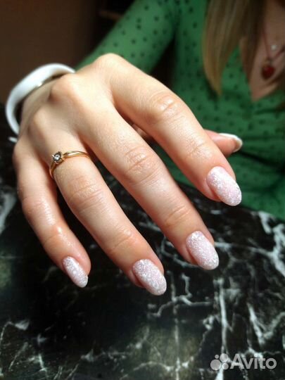 Маникюр и педикюр