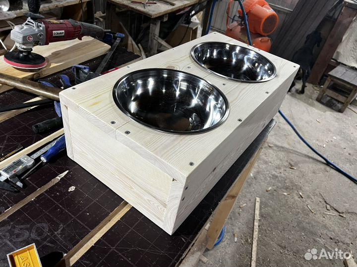 Кормушка собак