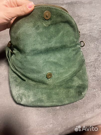 Сумка через плечо изумрудная замша