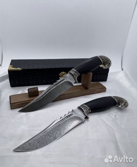 Нож из дамасской стали
