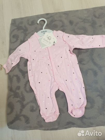 Вещи для новорожденной девочки 50-56