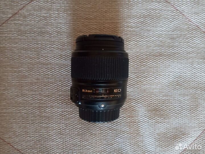 Nikon AF-S 35mm f/1.8 ED