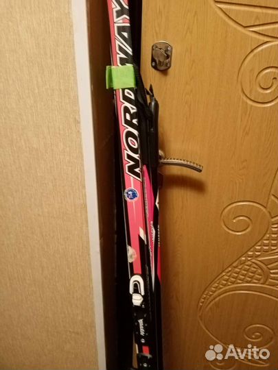 Беговые лыжи