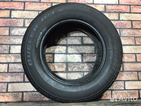 Bridgestone Dueler H/T D687 235/60 R16