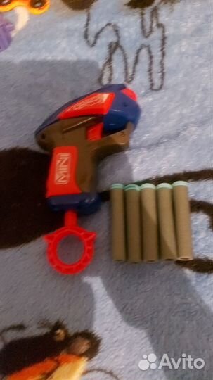 Пистолет с пулями