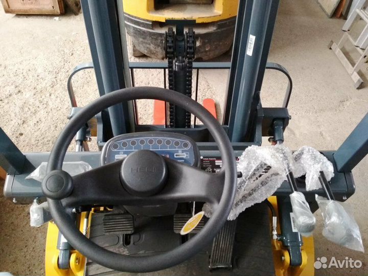 Вилочный погрузчик Heli CPCD15, 2023