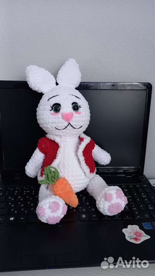 Плюшевый заяц