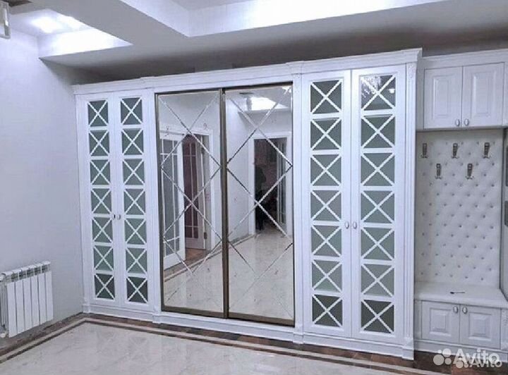 Шкаф купе в прихожую от фабрики