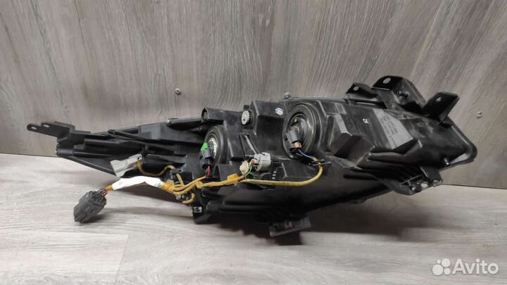 Фара Mazda 3 BDG751040 BL, левая