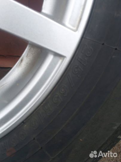 Yokohama BluEarth A34 215/65 R16