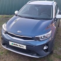 Kia Stonic 1.4 AT, 2019, 51 000 км, с пробегом, цена 2 300 000 руб.