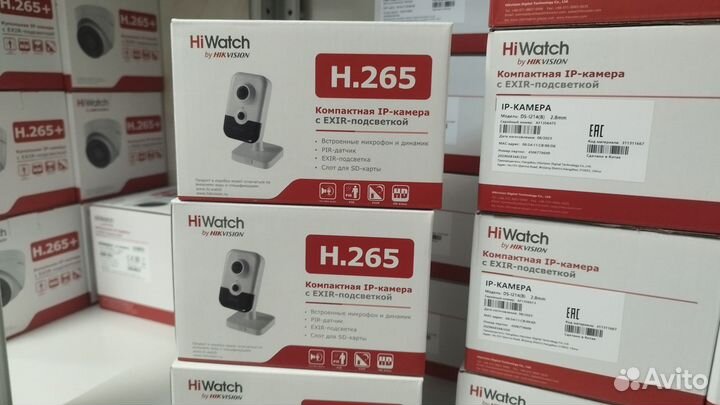 Hiwatch DS-I214(B) 2.8мм Ip камера с микрофоном