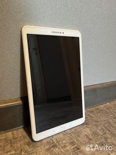 Планшет Samsung Galaxy Tab A 10,5 на запчасти