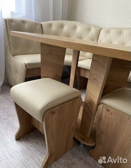 Кухонный уголок новый