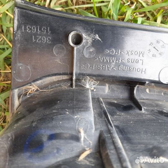 Задний фонарь рено logan 2