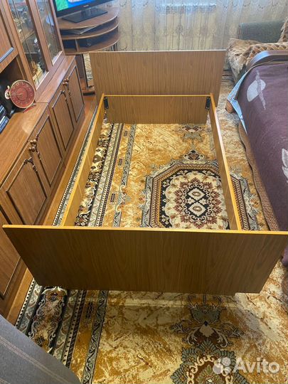 Кровать полуторка с матрасом бу