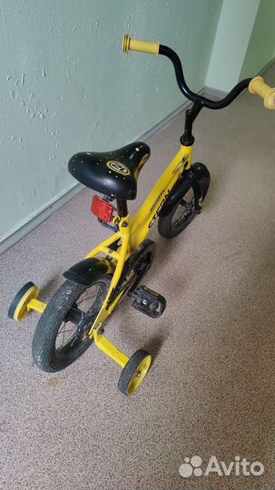Детский велосипед 4-х колесный