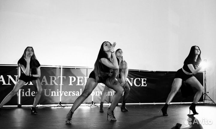 High heels танцы