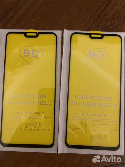 Защитное стекло на Honor 8