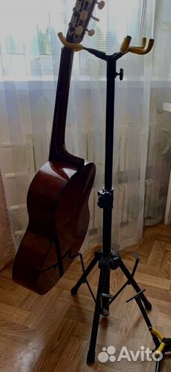 Стойка для гитар