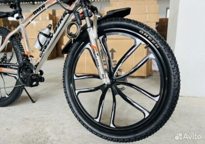 Велосипед на литых дисках