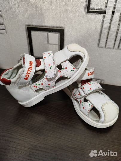 Сандали для девочки 25 размер