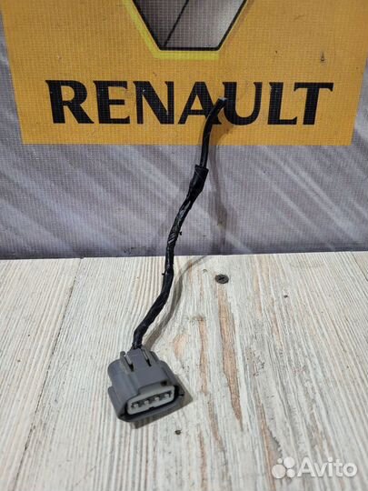 Штекер Разъем бензонасоса Renault logan 2