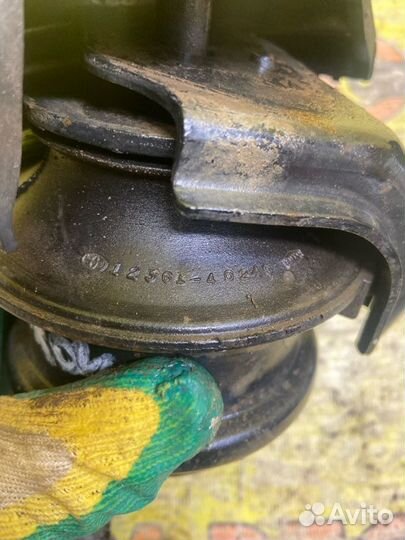 Подушка двигателя Toyota Crown 1JZ-FSE 2002