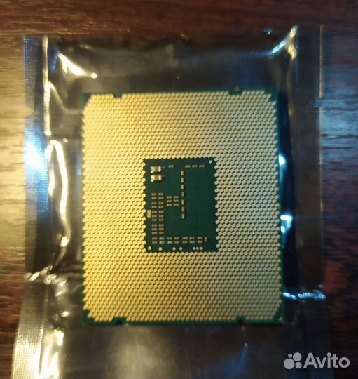 Intel Xeon Processor E5-1603 v3