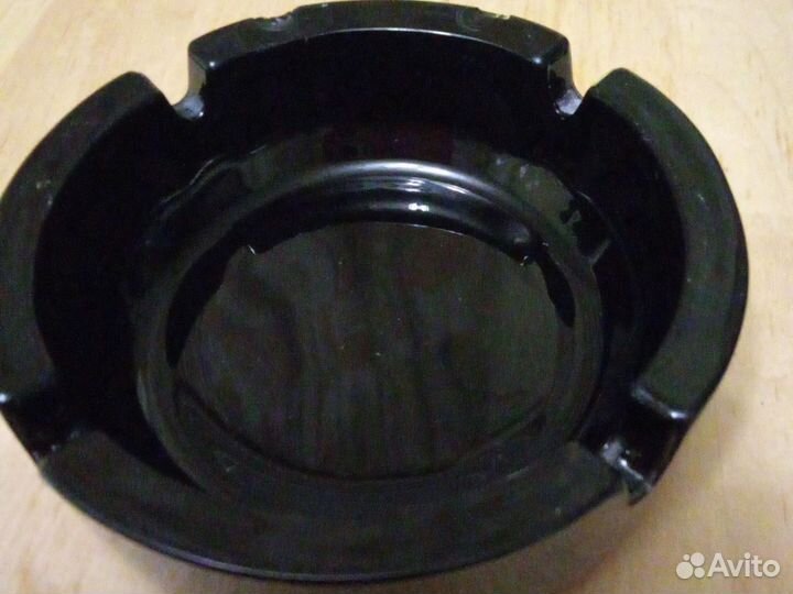 Пепельница цветное стекло бу отдам в дар