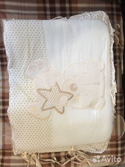 Бортики в кроватку