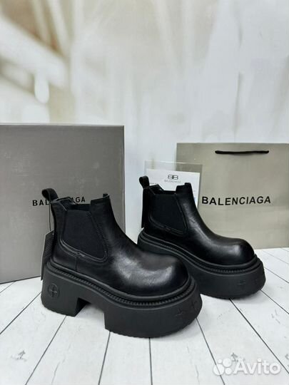 Balenciaga челси на платформе