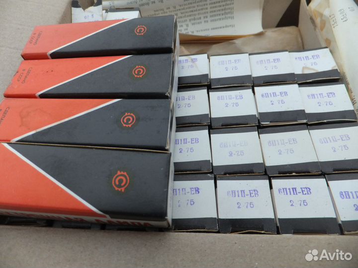 6П1П -ев 6922 gold lion