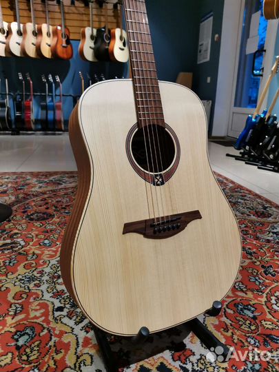 Акустическая гитара LAG T70D