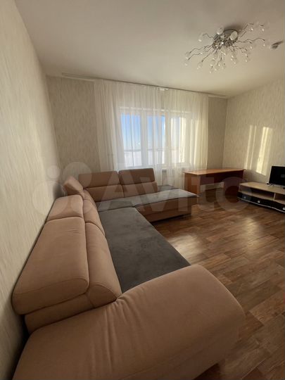 2-к. квартира, 57 м², 3/9 эт.