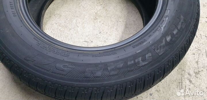 Nexen Roadian 571 235/65 R17 104T