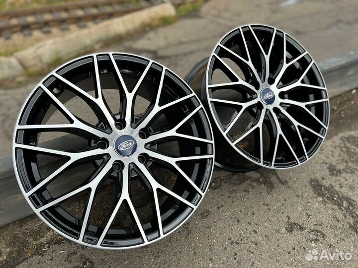 R18 комплект литых дисков Koko b-p