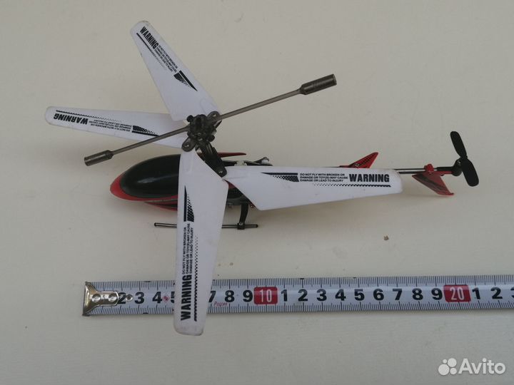 Вертолет на радиоуправлении, на запчасти, рабочий