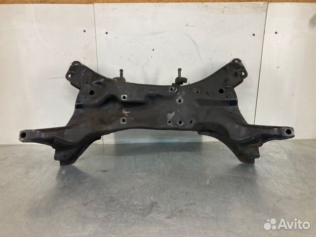 Подрамник Mitsubishi Outlander 1 передний