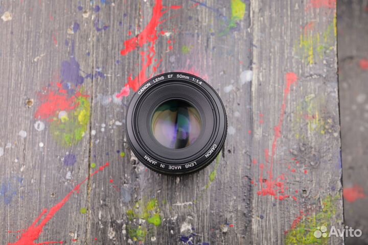 Canon EF 50mm f/1.4 USM s/n907