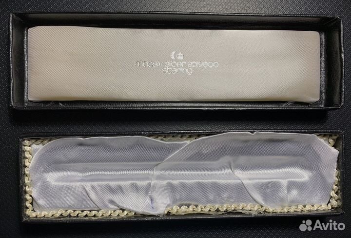 Серебряная шариковая ручка Адидас