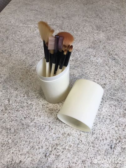 Кисти для макияжа