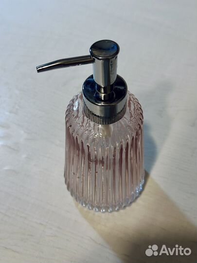 Диспенсер для мыла