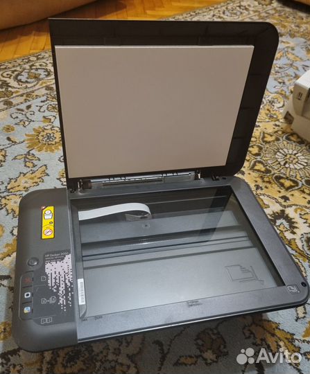 Принтер цветной струйный HP DeskJet 2050