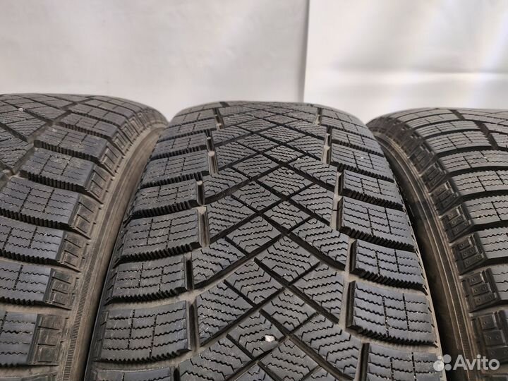 Pirelli Ice Zero FR 245/60 R18 105T