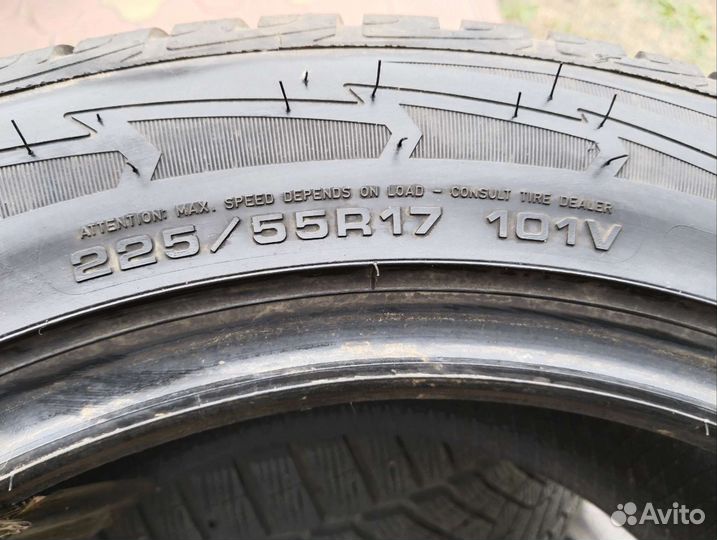 Goodyear UltraGrip Performance 225/55 R17 101V