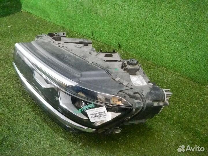 Фара левая Volkswagen Tiguan